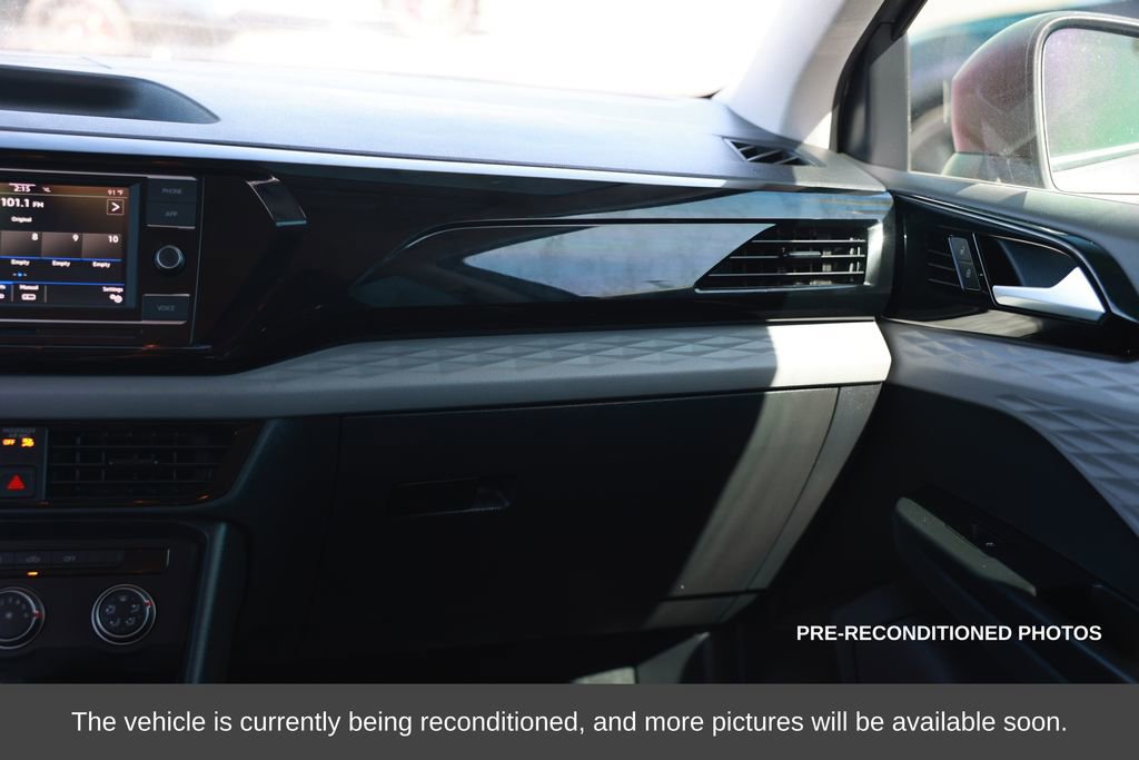 Used 2022 Volkswagen Taos S image 28