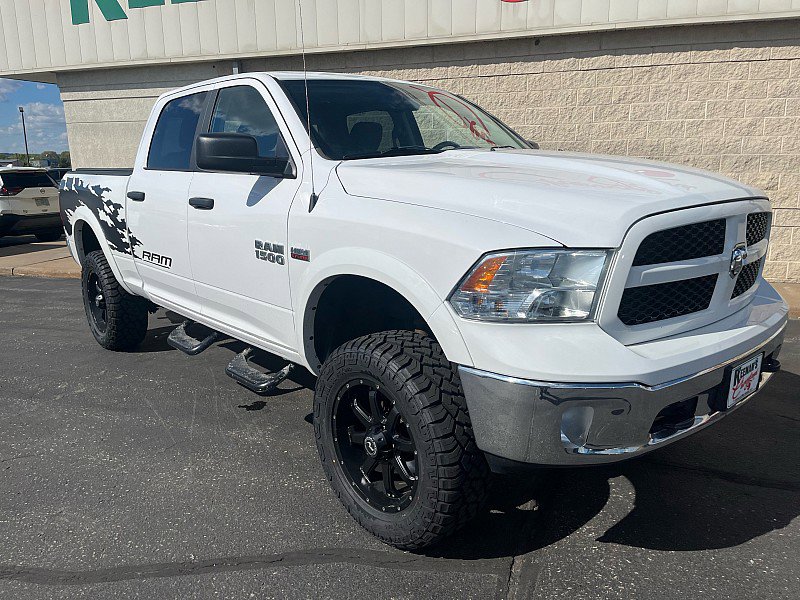 Used 2018 RAM 1500 Outdoorsman AWD/4WD image 2