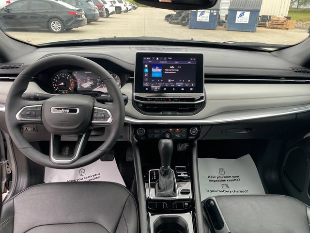 Used 2023 Jeep Compass Limited AWD/4WD image 22