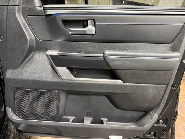 Used 2023 Toyota Tundra Platinum AWD/4WD image 27