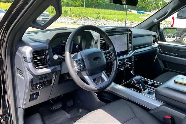 Used 2025 Ford F150 XLT w/ Equipment Group 301A Standard AWD/4WD image 13