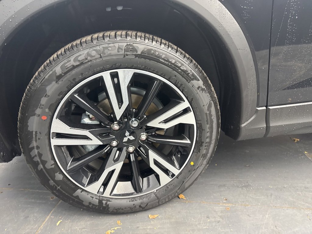 New 2026 Mitsubishi Eclipse Cross SE image 12