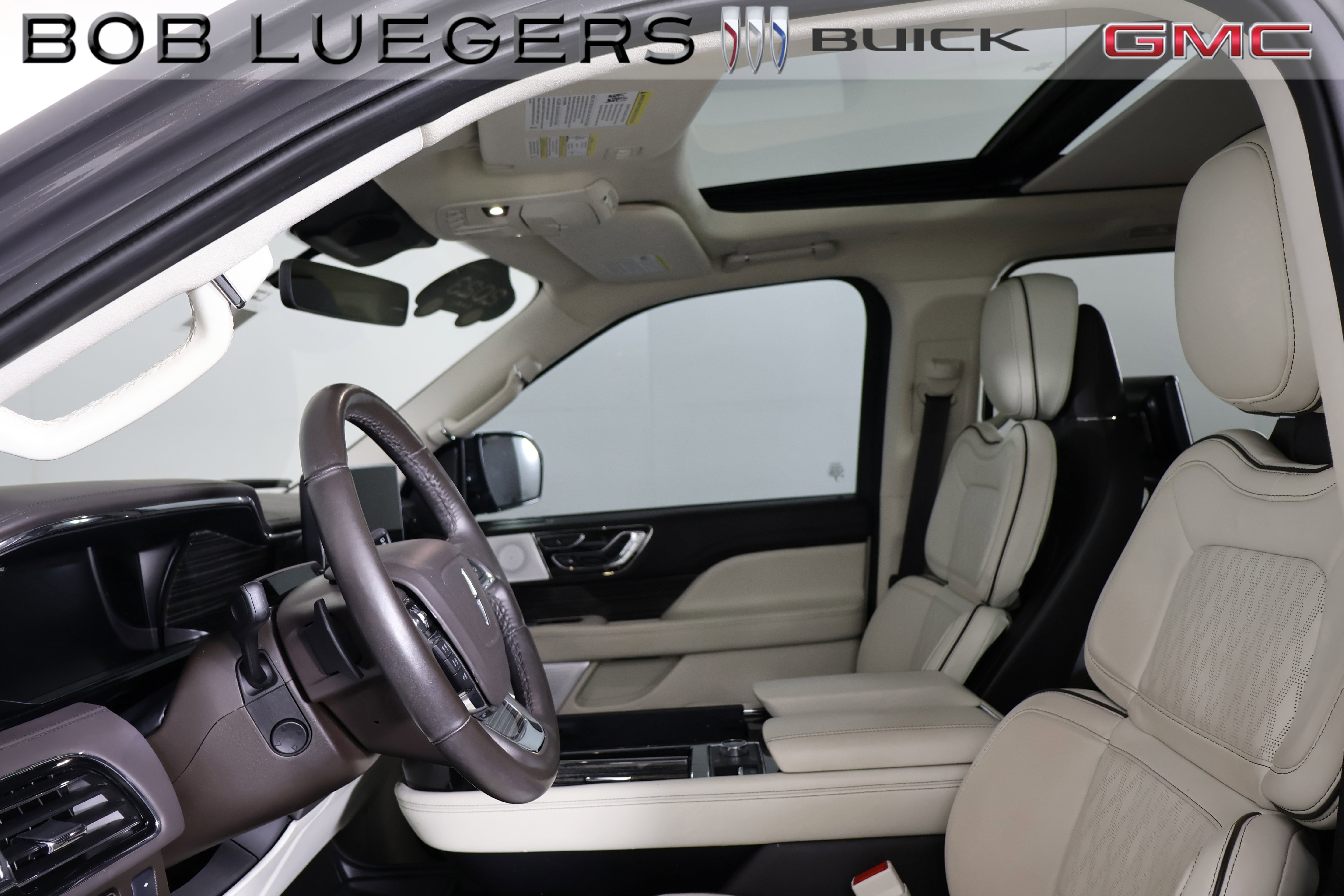 Used 2023 Lincoln Navigator L Black Label AWD/4WD image 15