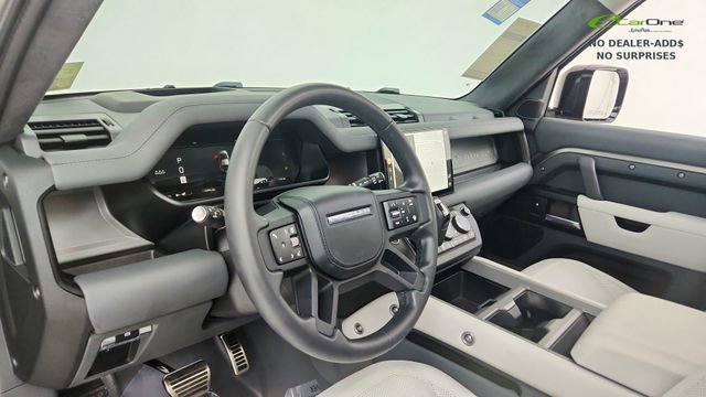 Used 2025 Land Rover Defender 110 X image 18