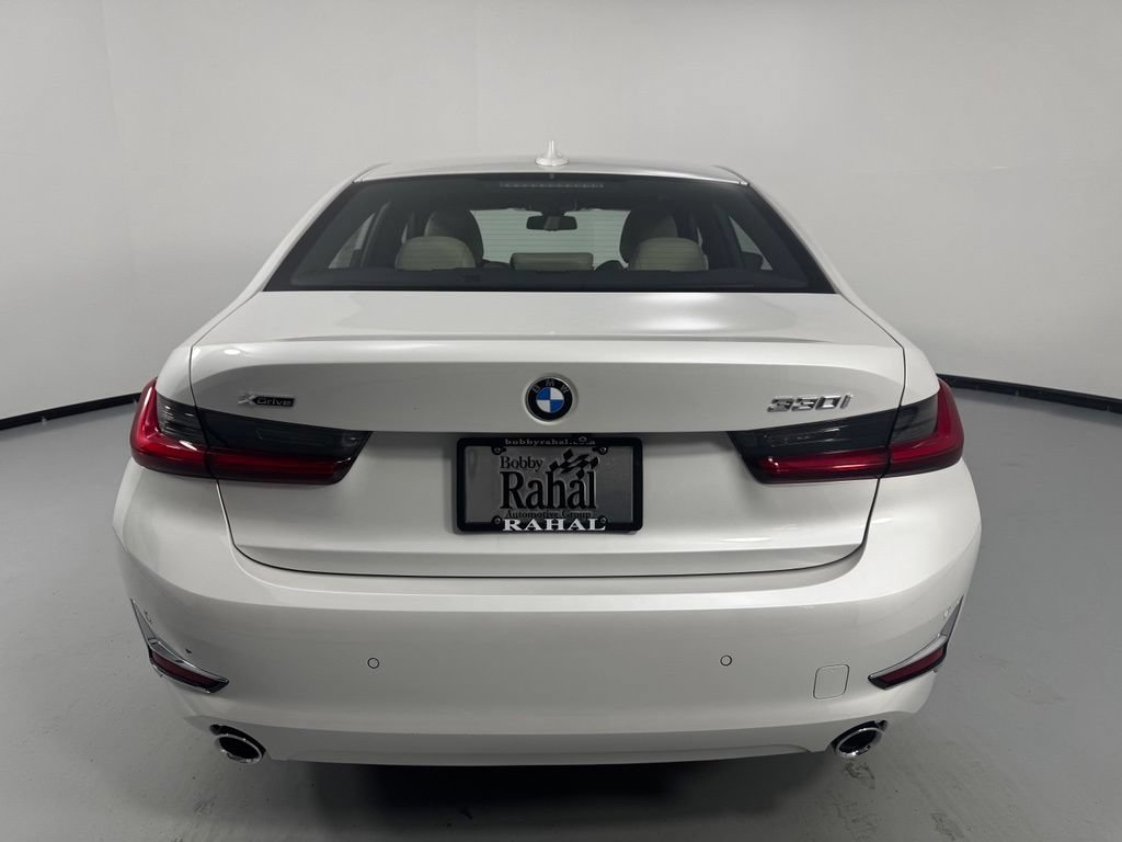 Used 2019 BMW 330i xDrive Sedan w/ Premium Package AWD/4WD image 6