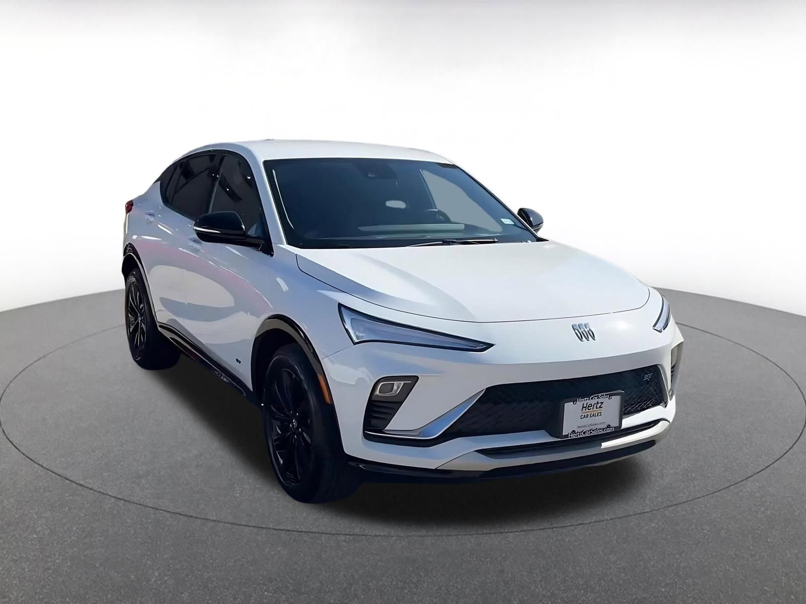 Used 2025 Buick Envista Sport Touring image 3