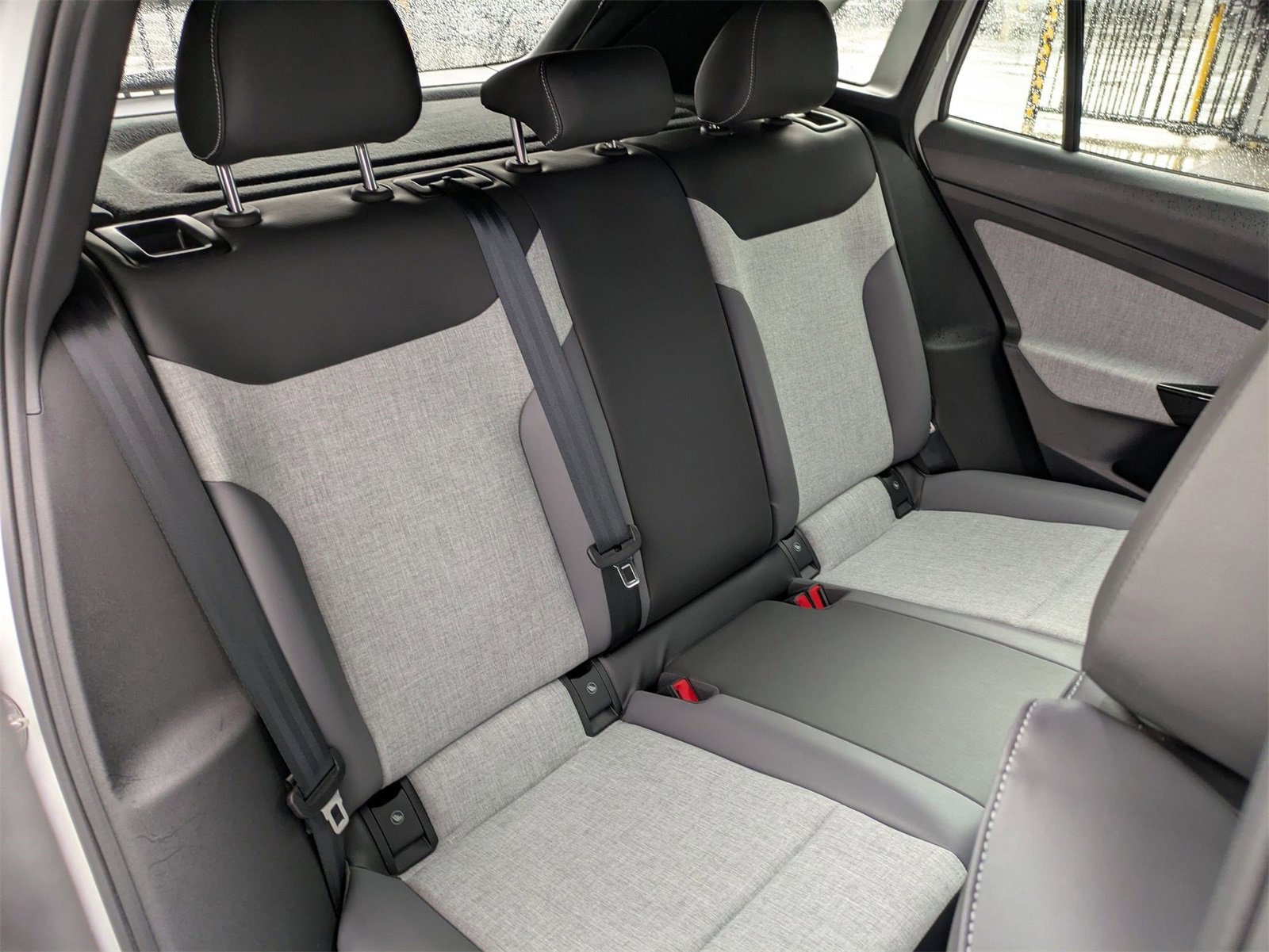 Used 2023 Volkswagen ID.4 Pro image 28