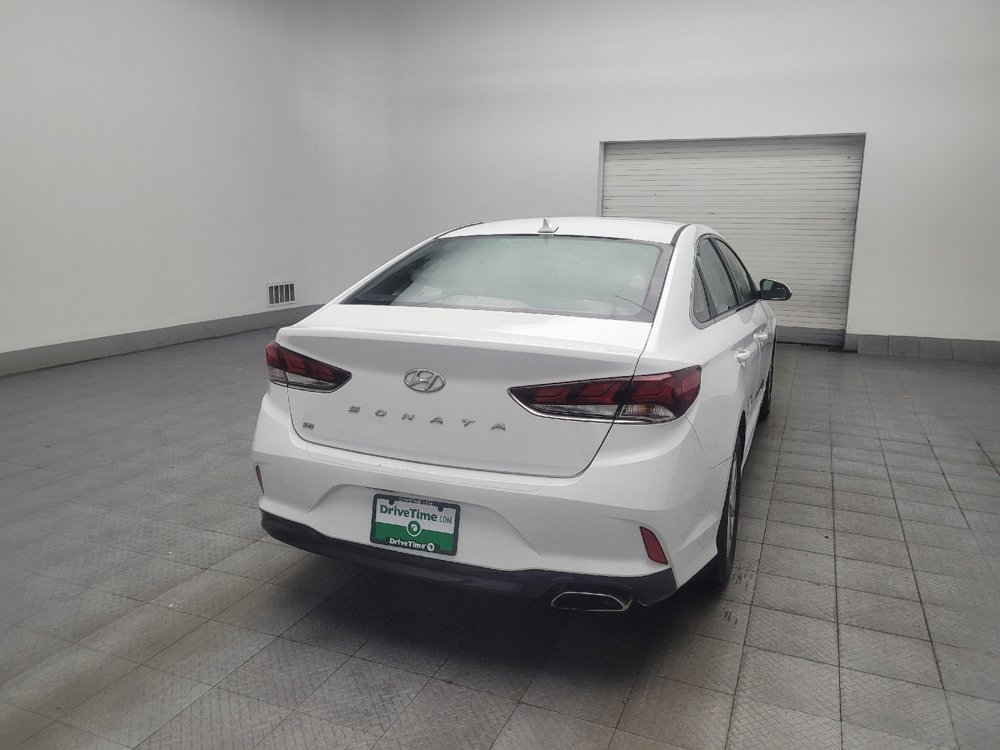 Used 2019 Hyundai Sonata SE w/ Cargo Package FWD image 7