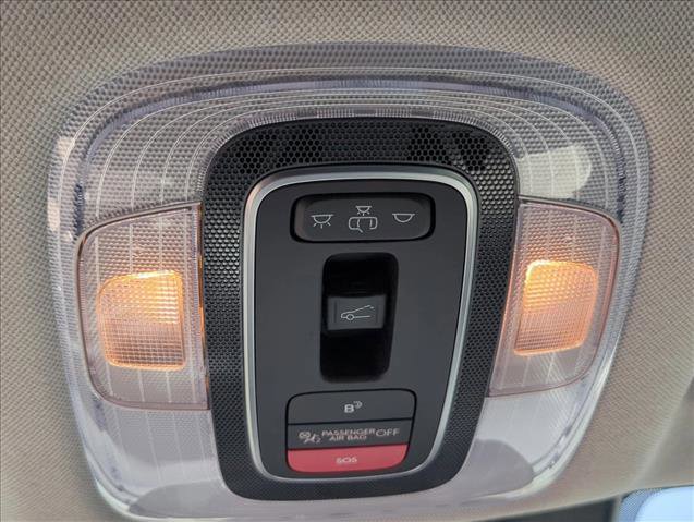 Used 2024 Hyundai Elantra Limited FWD image 25