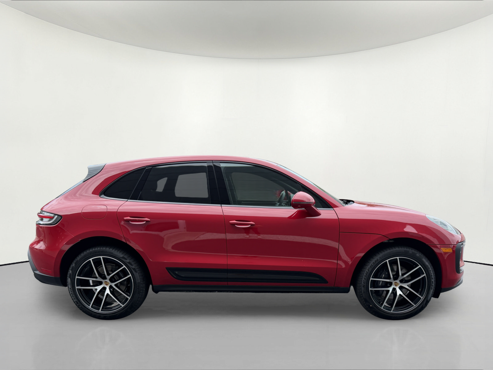 New 2026 Porsche Macan AWD/4WD image 7
