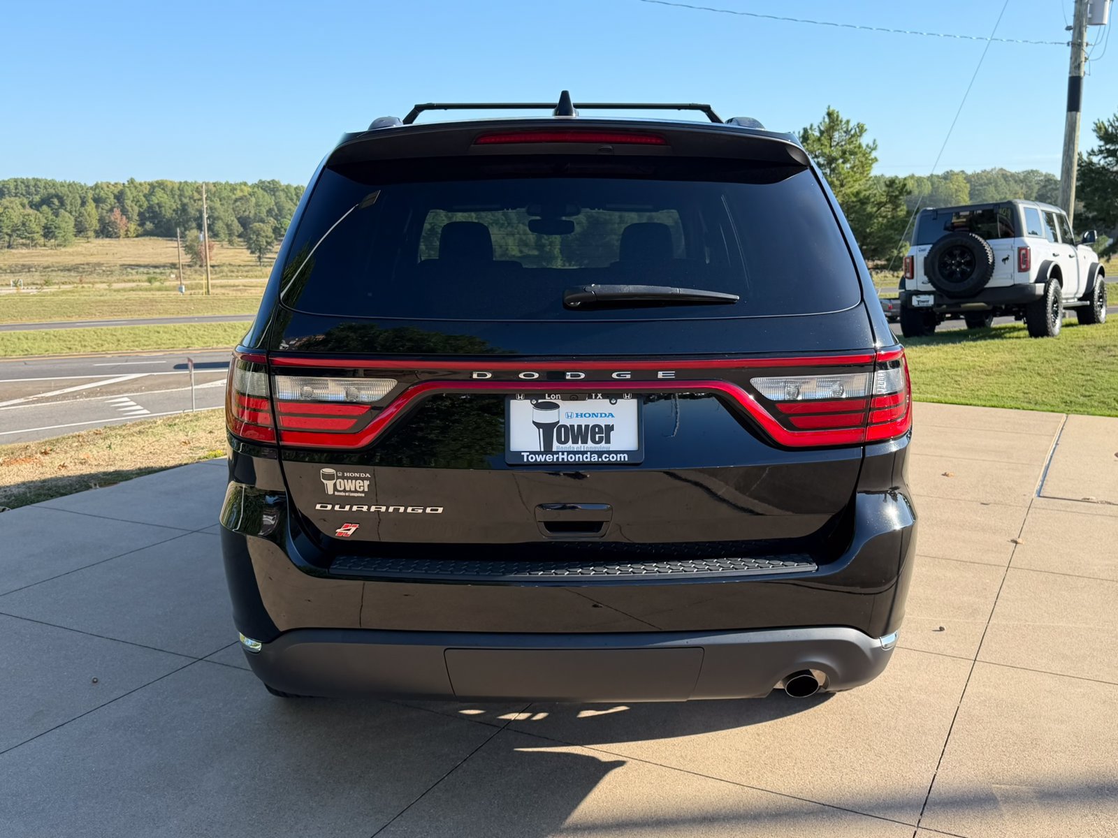 Used 2023 Dodge Durango SXT AWD/4WD image 5