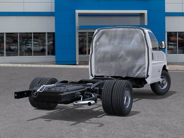 New 2026 Chevrolet Express 3500 w/ Power Convenience Package RWD image 32