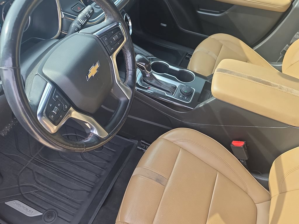 Used 2019 Chevrolet Blazer Premier w/ Driver Confidence II Package AWD/4WD image 16