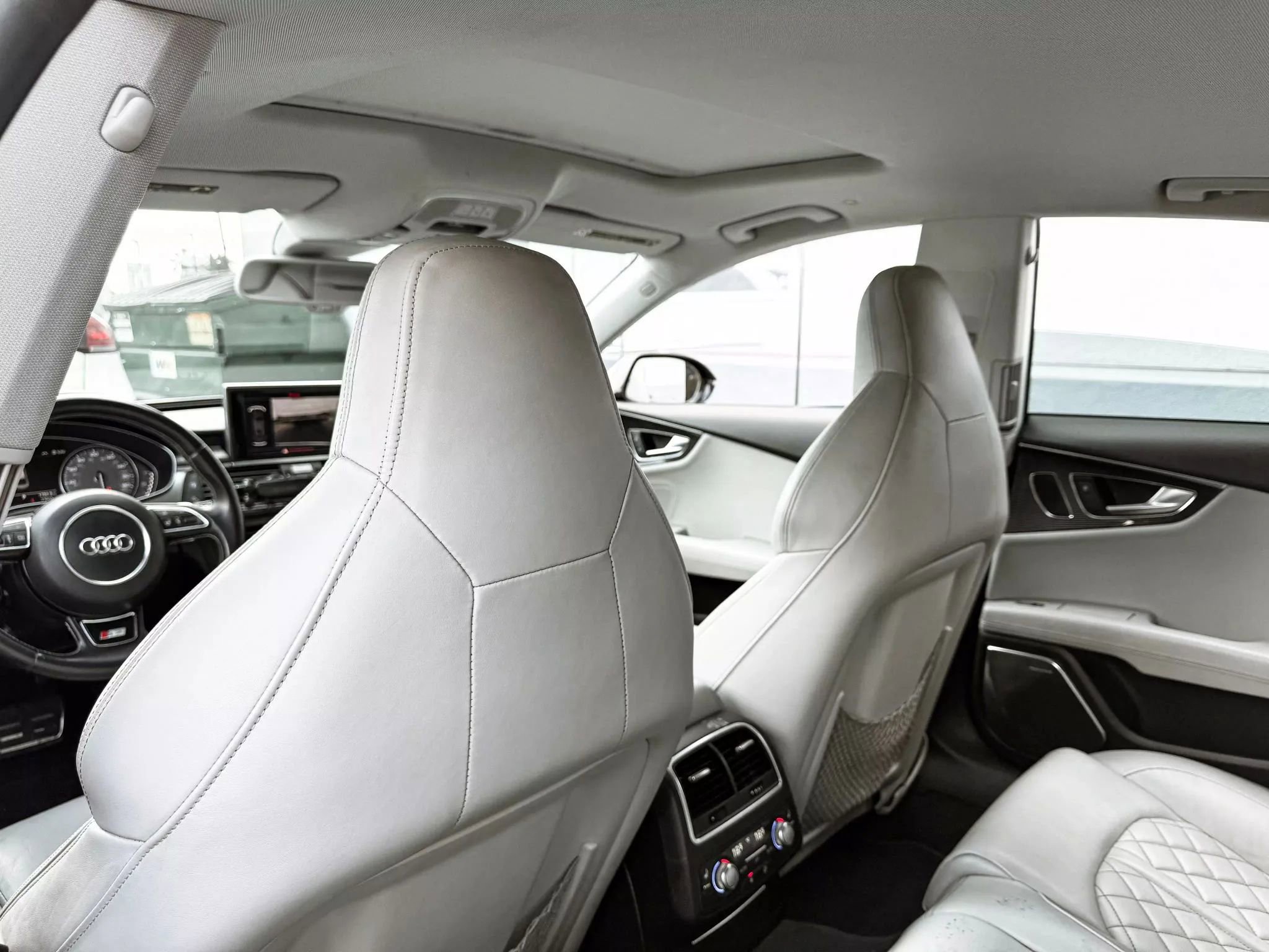 Used 2014 Audi S7 Prestige image 29