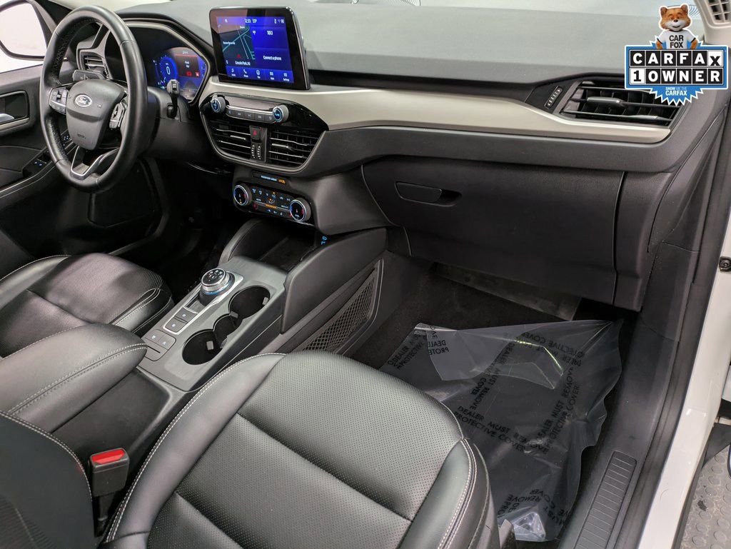 Used 2022 Ford Escape SEL w/ Technology Package image 30