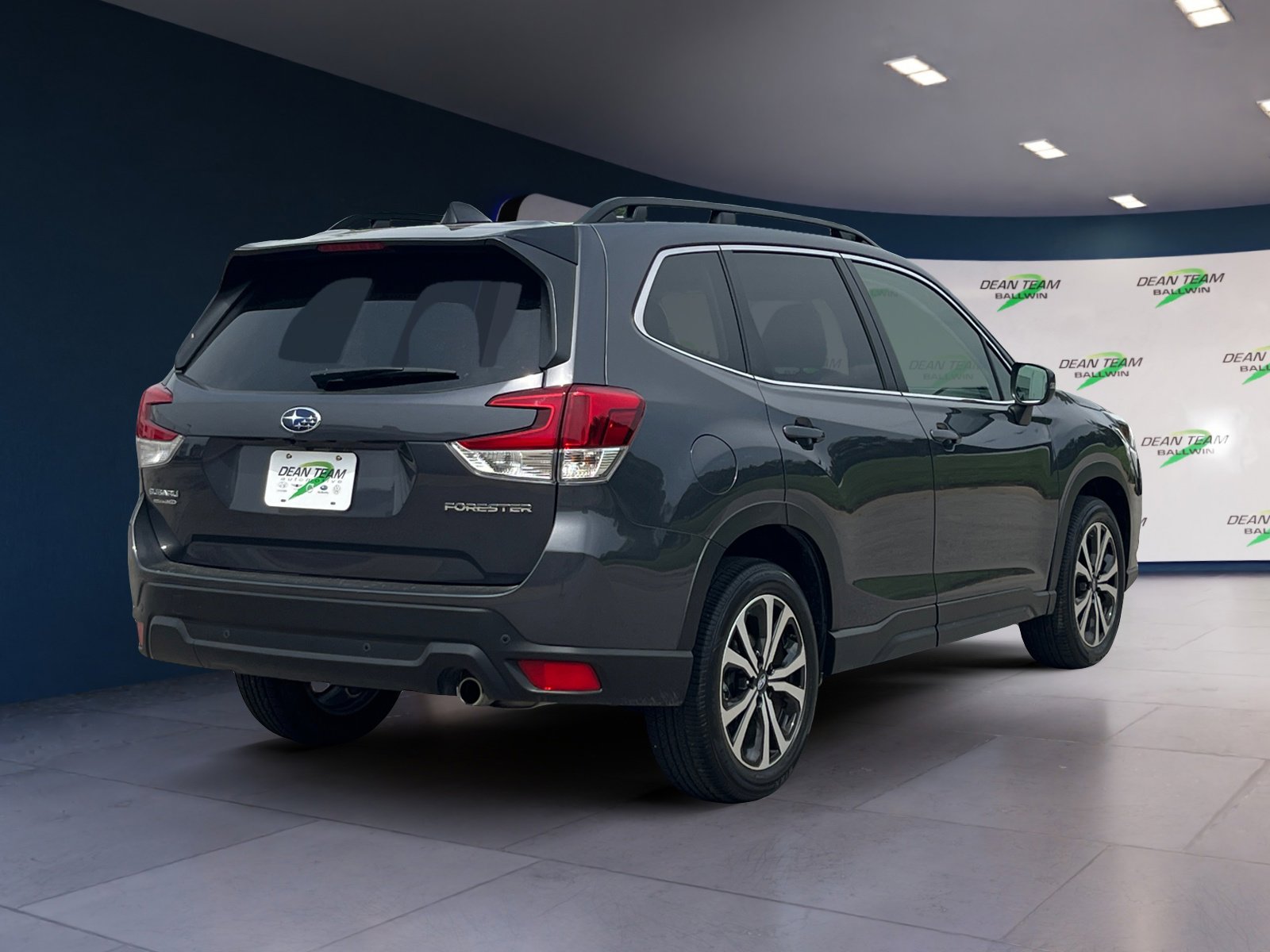 Used 2024 Subaru Forester Limited image 7