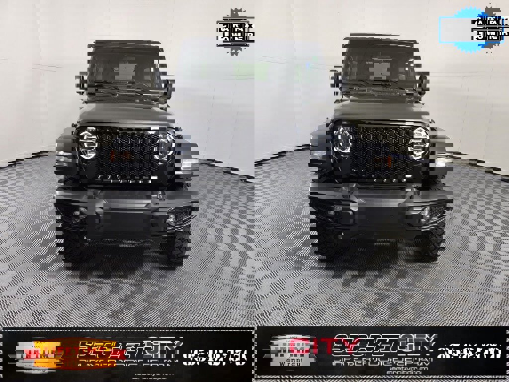 Used 2022 Jeep Wrangler Unlimited Sport image 2