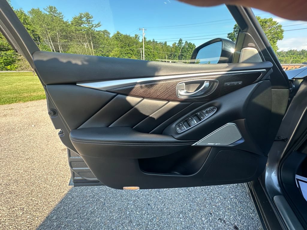 Used 2021 INFINITI Q50 Sensory w/ Cargo Package AWD/4WD image 10