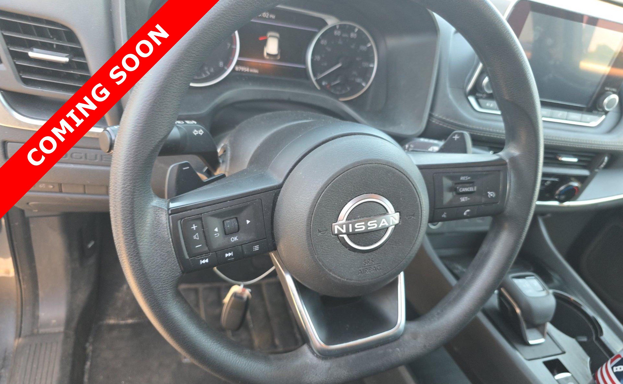 Used 2023 Nissan Rogue S AWD/4WD image 6