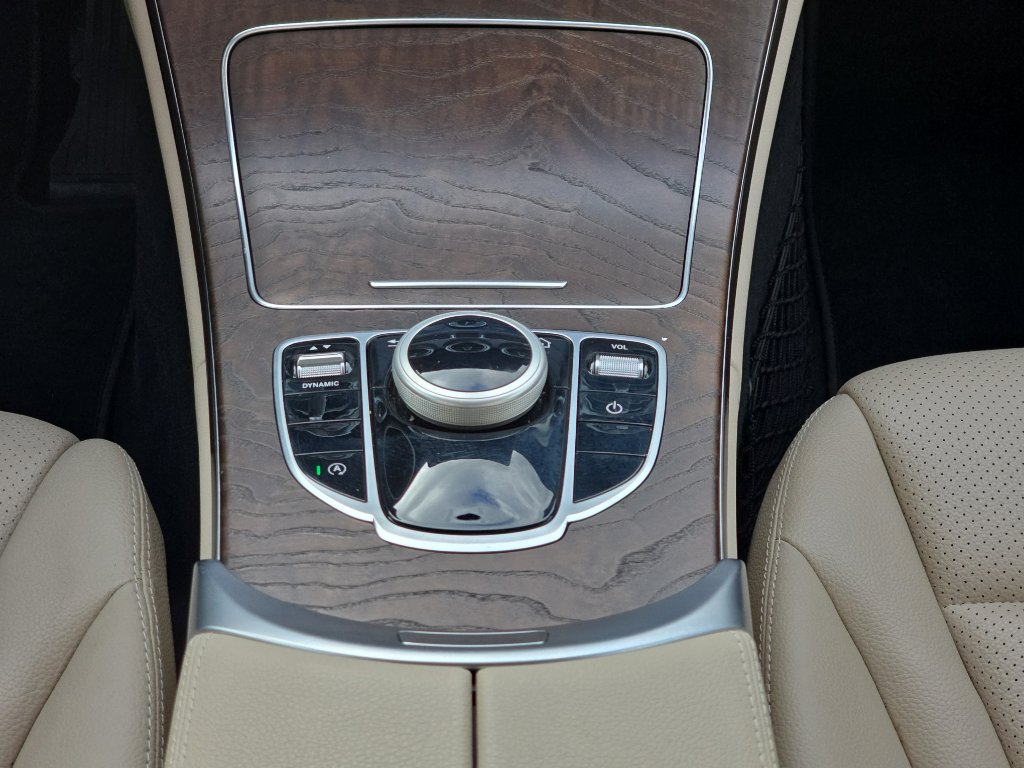 Used 2021 Mercedes-Benz C 300 4MATIC Sedan image 24