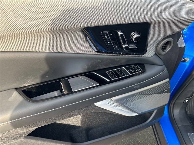 New 2026 Cadillac Optiq Luxury 1 image 15