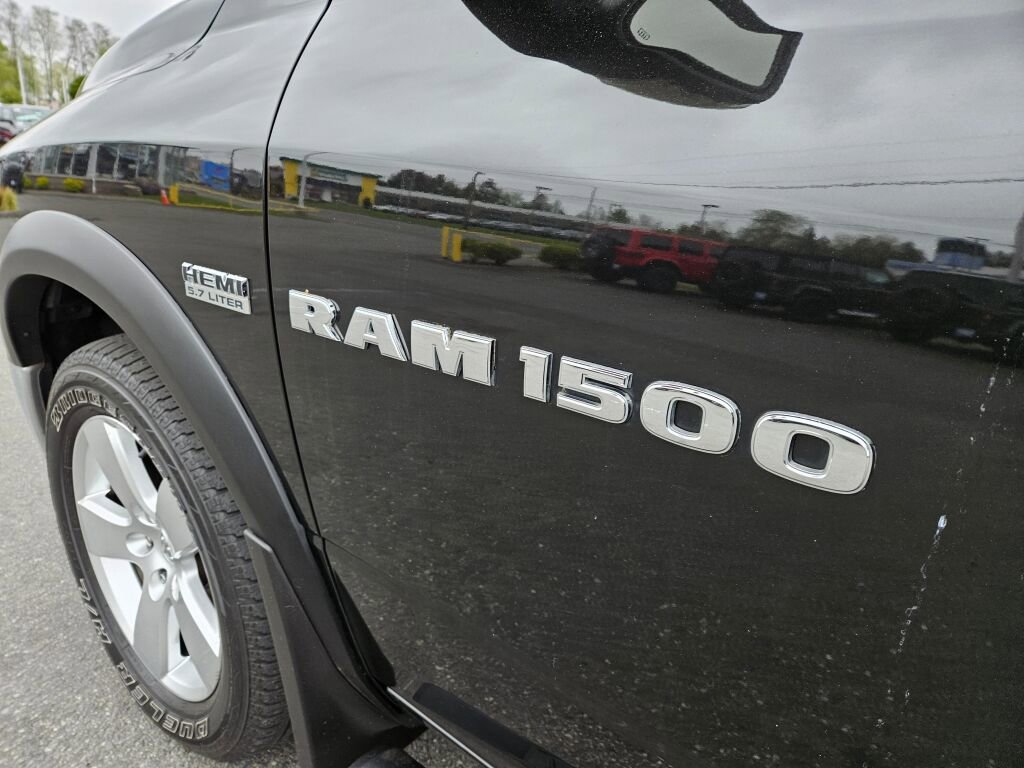 Used 2011 RAM 1500 Classic SLT w/ SLT Plus D←cor Group AWD/4WD image 9