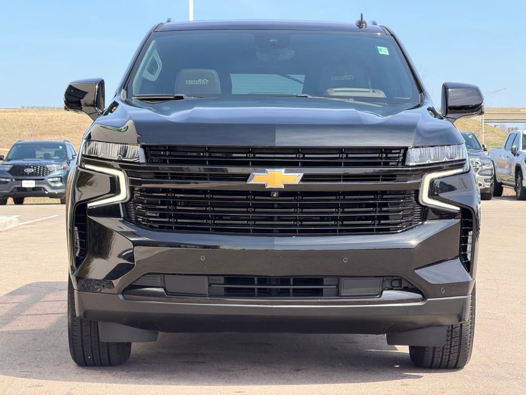 Used 2023 Chevrolet Suburban High Country w/ Max Trailering Package image 6