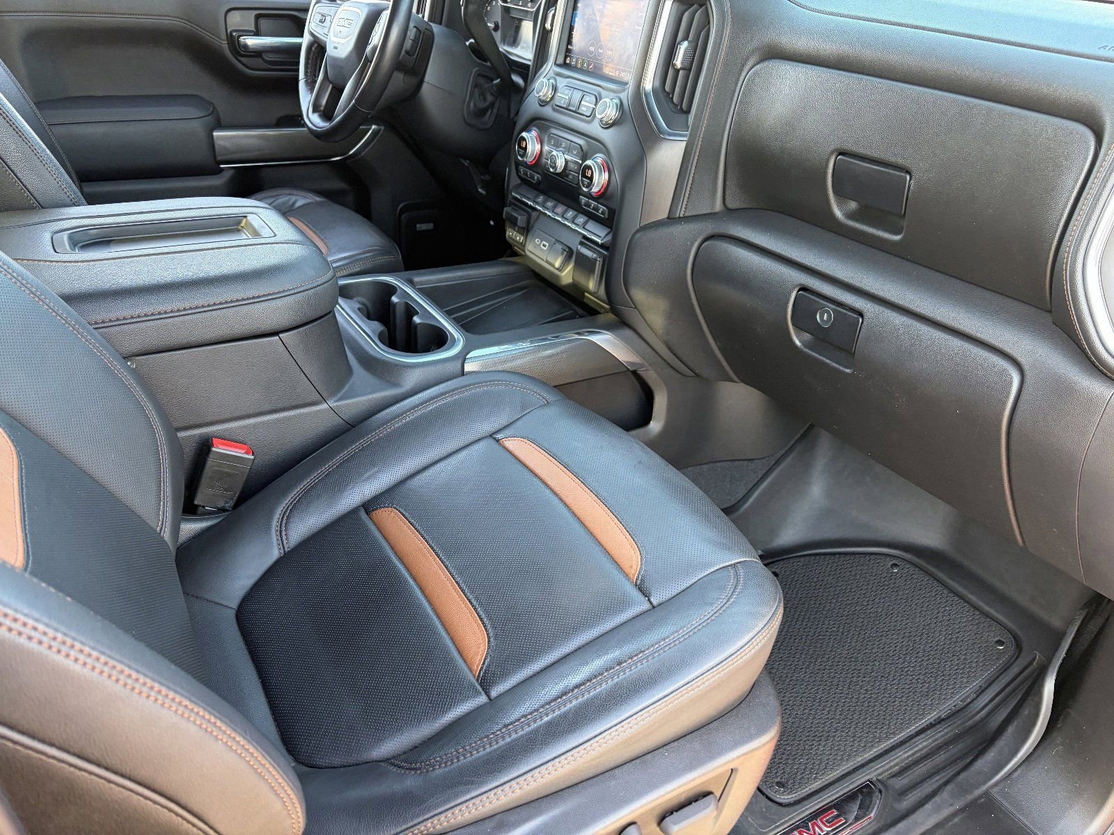 Certified 2022 GMC Sierra 1500 AT4 w/ AT4 Preferred Package AWD/4WD image 13