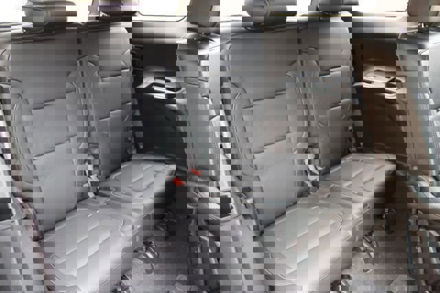 Used 2020 GMC Acadia SLT image 19