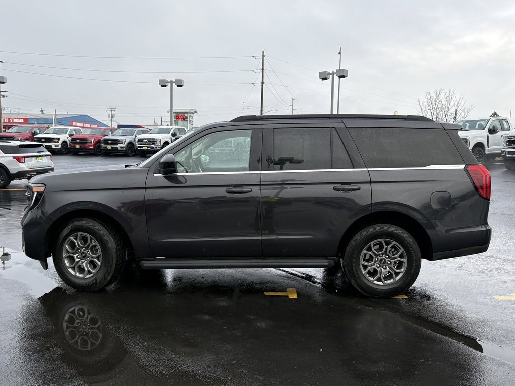 Certified 2025 Ford Expedition Active image 13