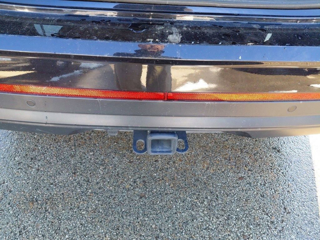 Used 2025 Volkswagen Atlas SE image 34