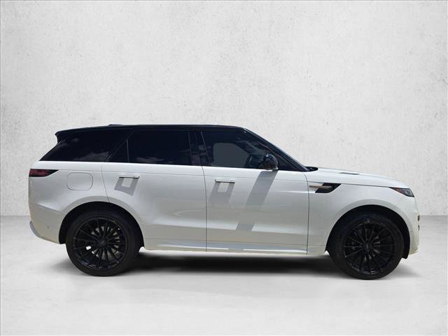 Used 2024 Land Rover Range Rover Sport Dynamic SE AWD/4WD image 4