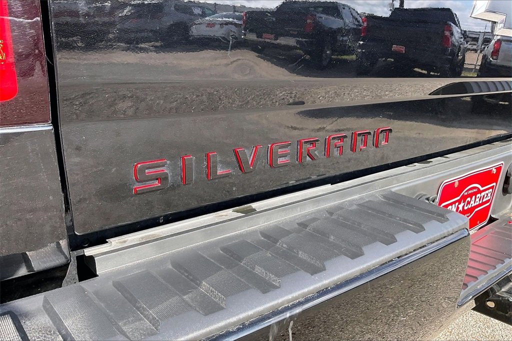 Used 2018 Chevrolet Silverado 1500 LT w/ Redline Edition image 21