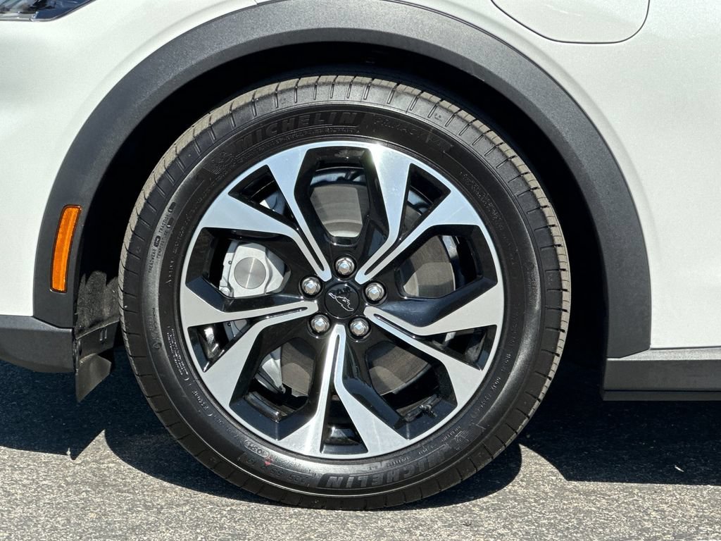 Certified 2025 Ford Mustang Mach-E Select RWD image 24