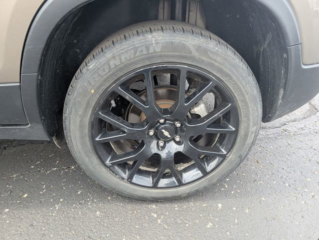 Used 2022 Chevrolet Trax LT w/ Driver Confidence Package AWD/4WD image 25