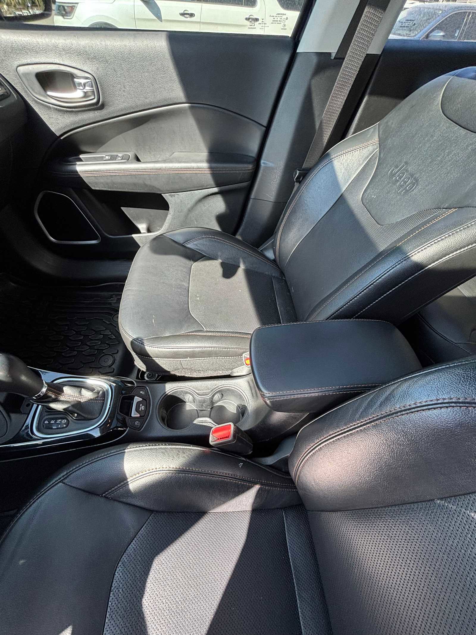 Used 2018 Jeep Compass Limited image 24