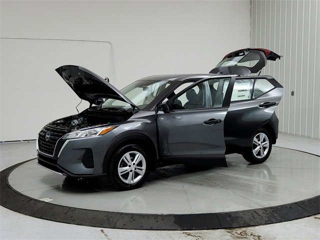 New 2025 Nissan Kicks Play S image 11