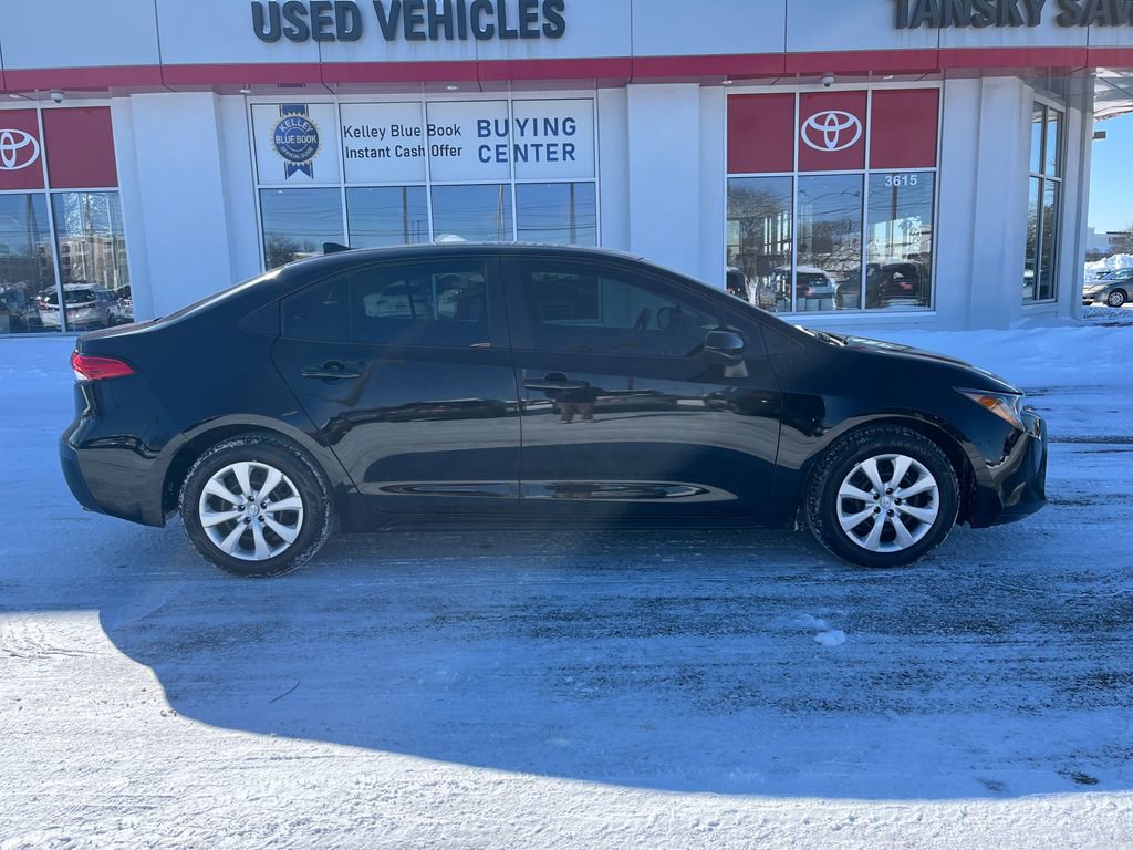 Certified 2025 Toyota Corolla LE image 6