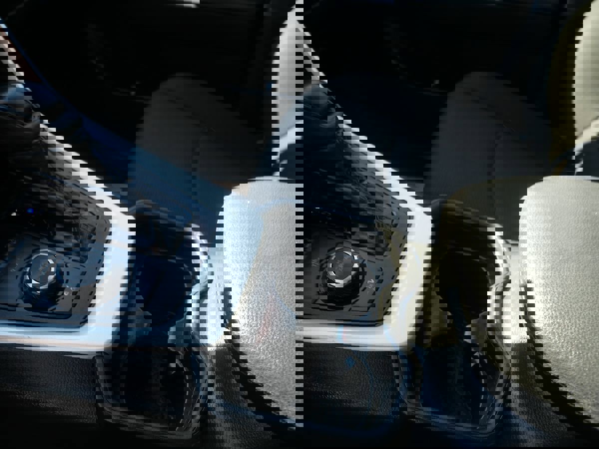 Used 2020 Toyota RAV4 LE image 13