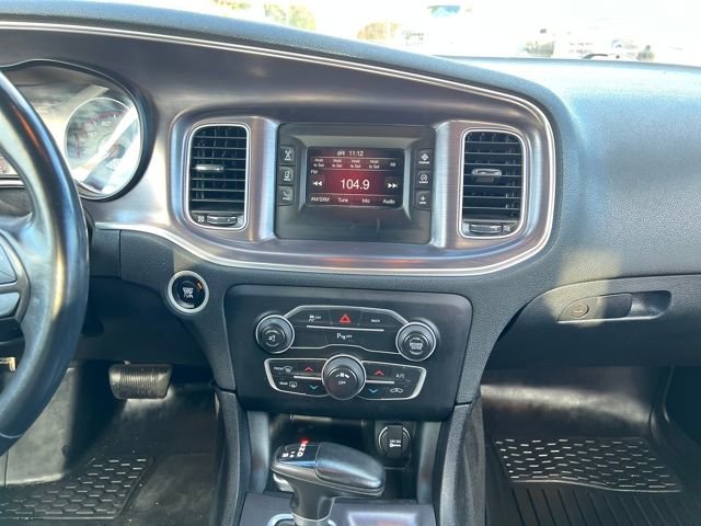 Used 2015 Dodge Charger SE w/ Popular Equipment Group image 23