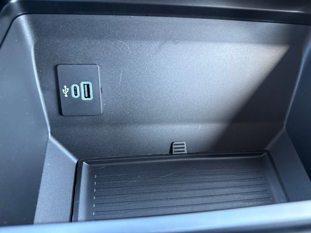 New 2026 Ford F250 XLT w/ Tremor Off-Road Package image 28