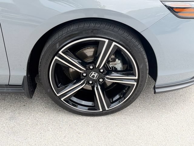 Used 2024 Honda Accord Sport image 18