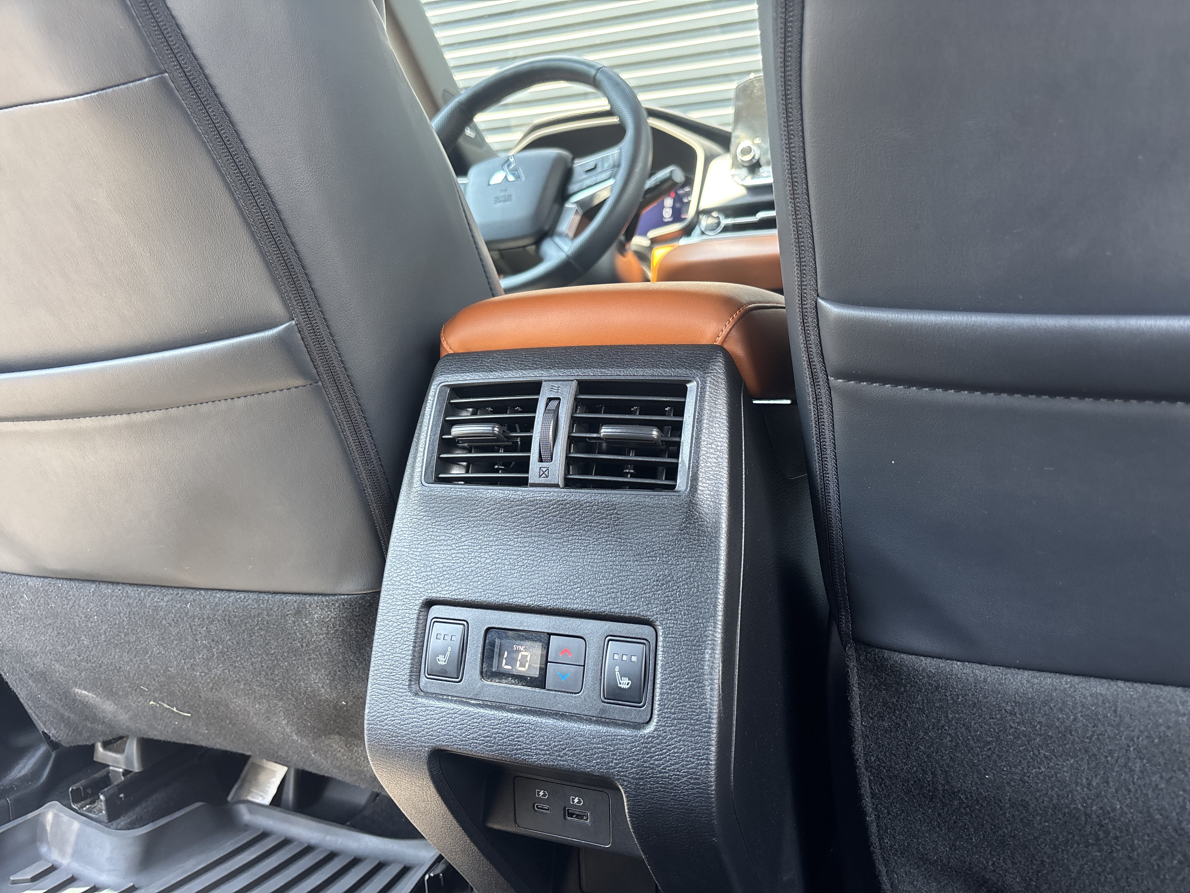 Used 2022 Mitsubishi Outlander SEL FWD image 25