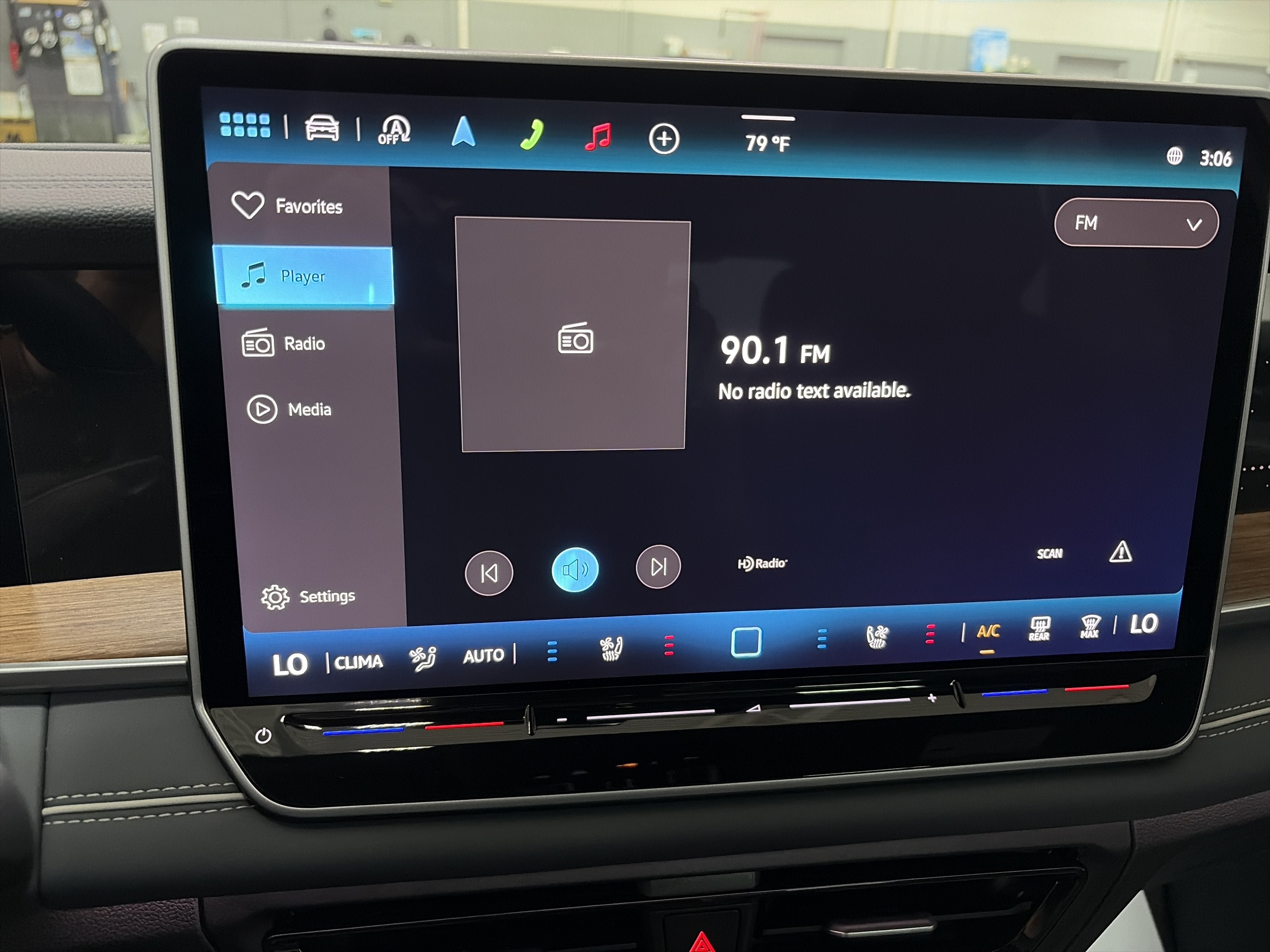 New 2026 Volkswagen Tiguan SEL R-Line AWD/4WD image 21