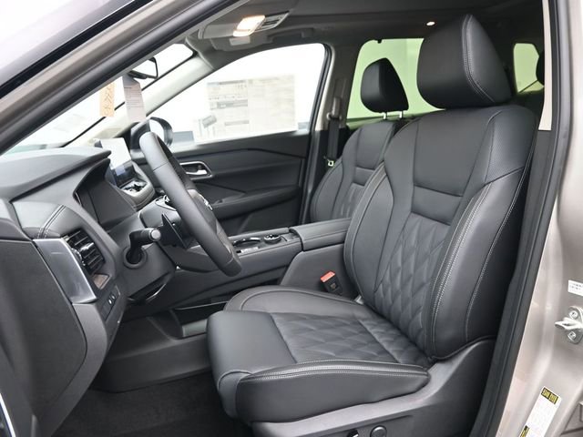 New 2026 Nissan Rogue Platinum w/ Platinum Premium Package image 18