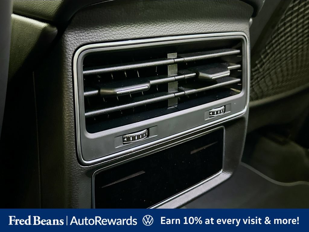 Used 2025 Audi Q7 3.0T Premium Plus w/ Premium Plus Package AWD/4WD image 33