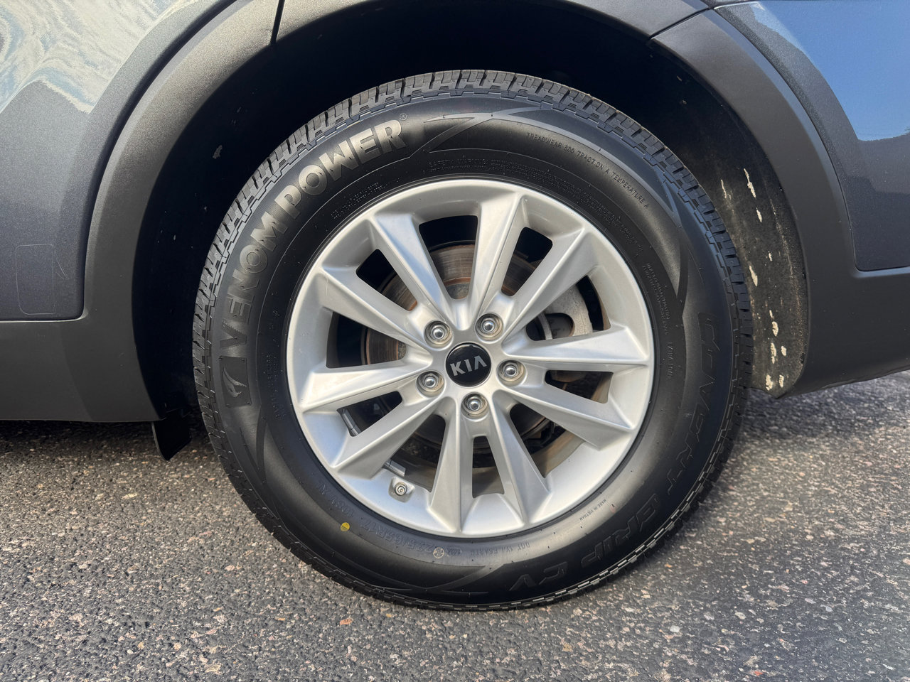 Used 2020 Kia Sorento LX w/ LX I4 Convenience Package image 12