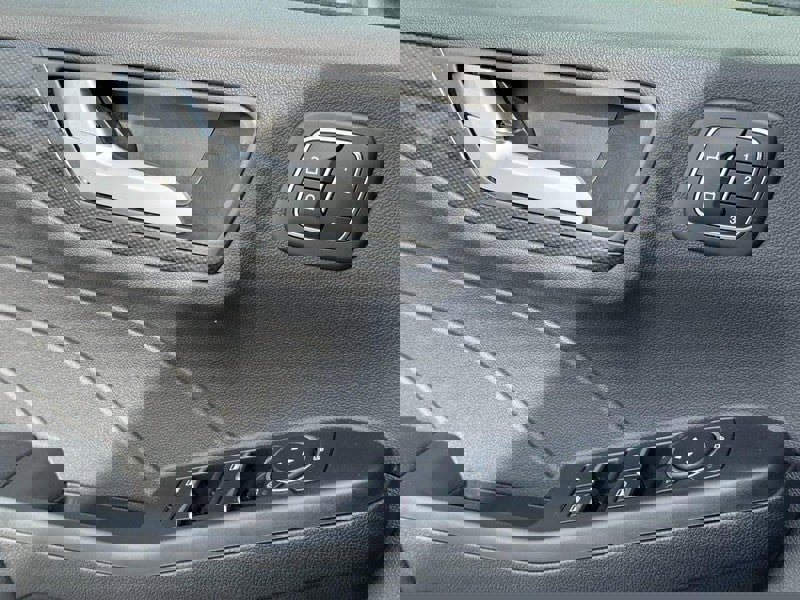 Used 2025 Ford Escape ST-Line Elite w/ Tech Pack #2 image 24