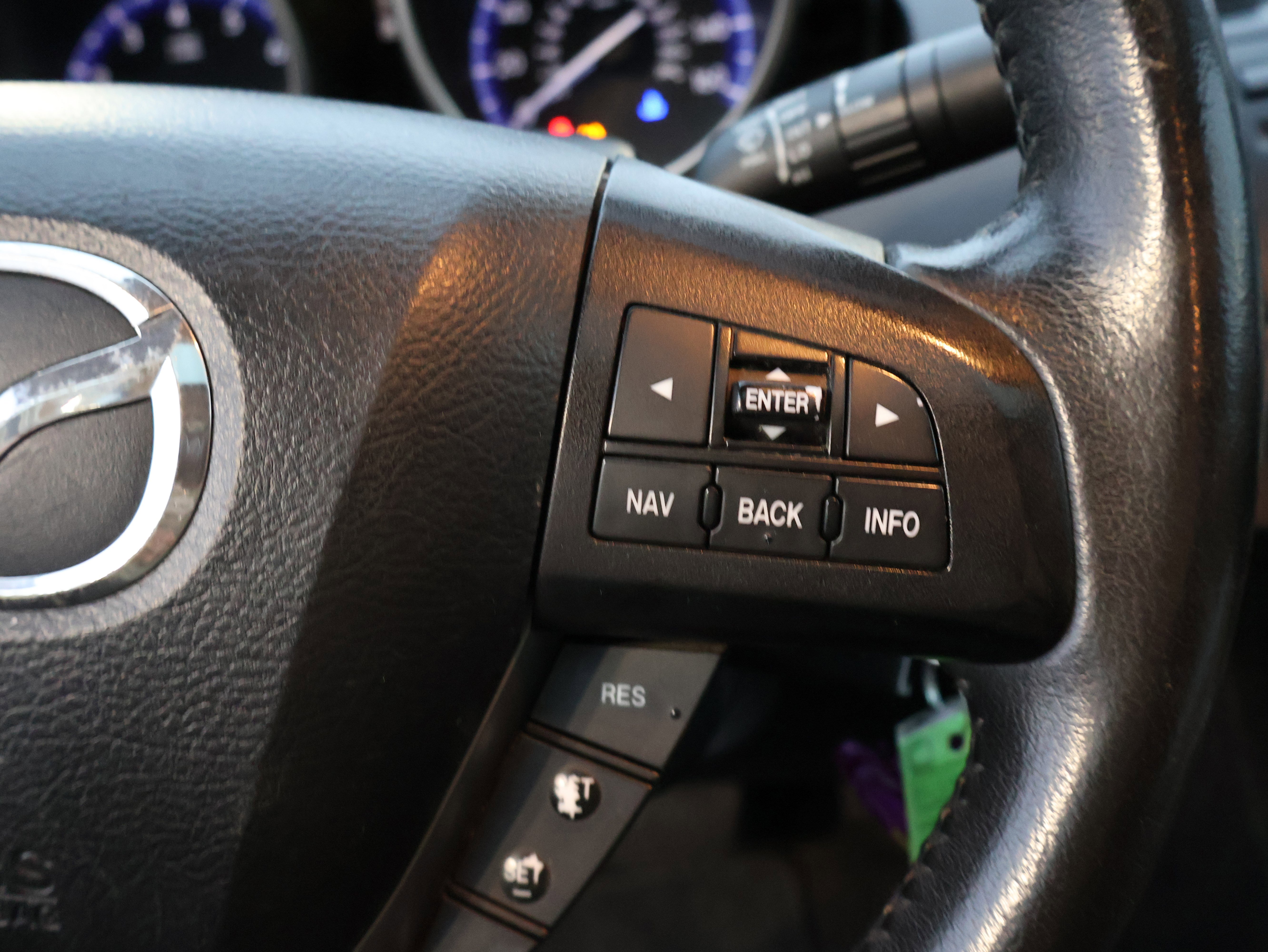 Used 2012 MAZDA MAZDA3 i Grand Touring image 33