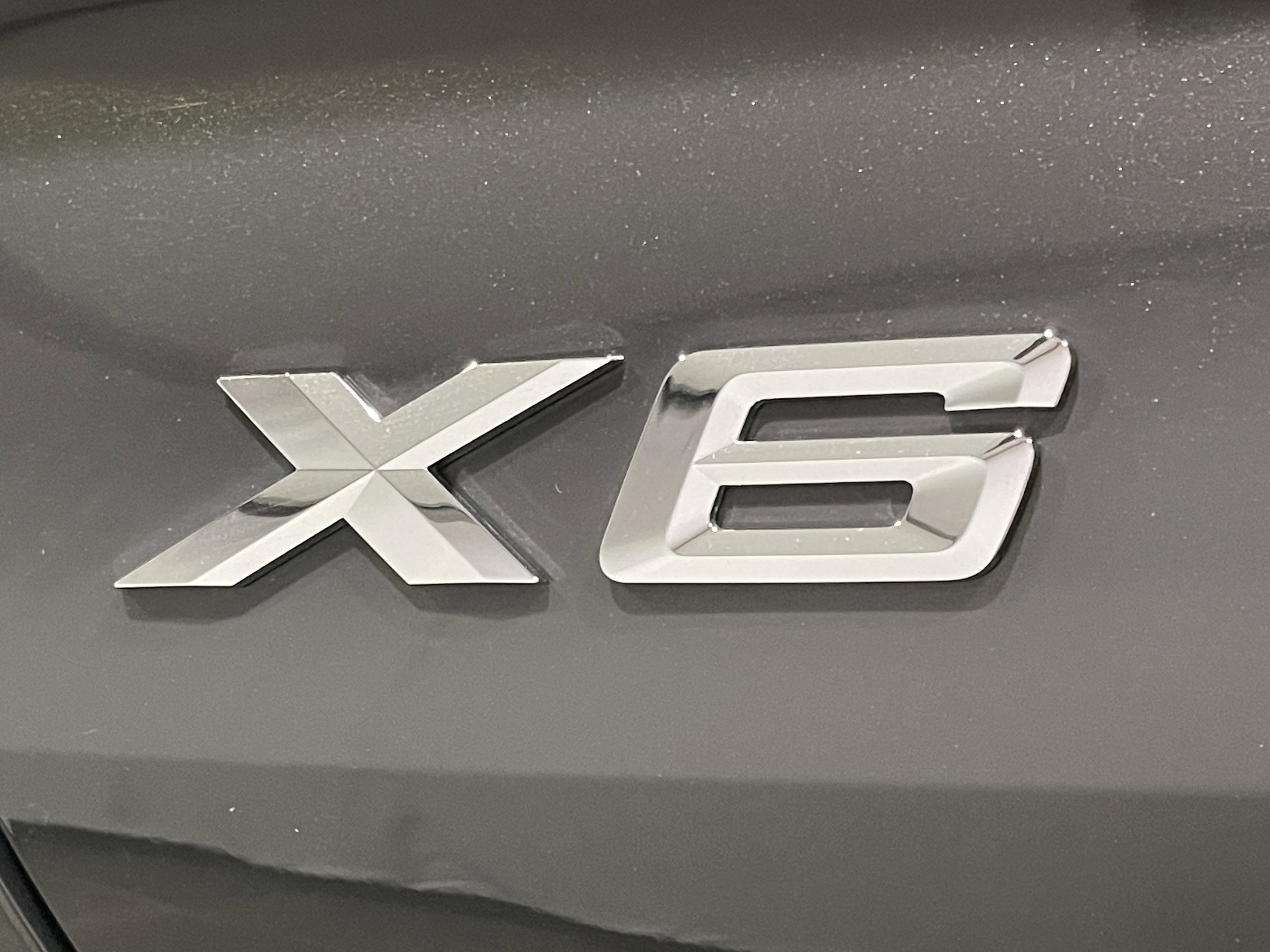 Used 2026 BMW X6 xDrive40i AWD/4WD image 24